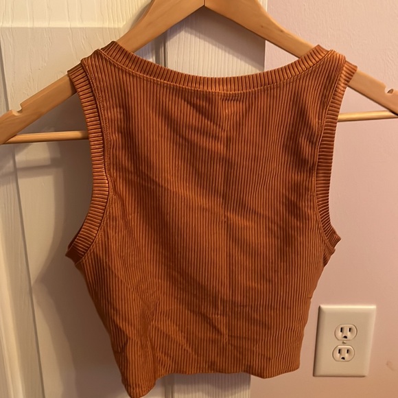Aerie Offline metallic crop top size S - Picture 2 of 2